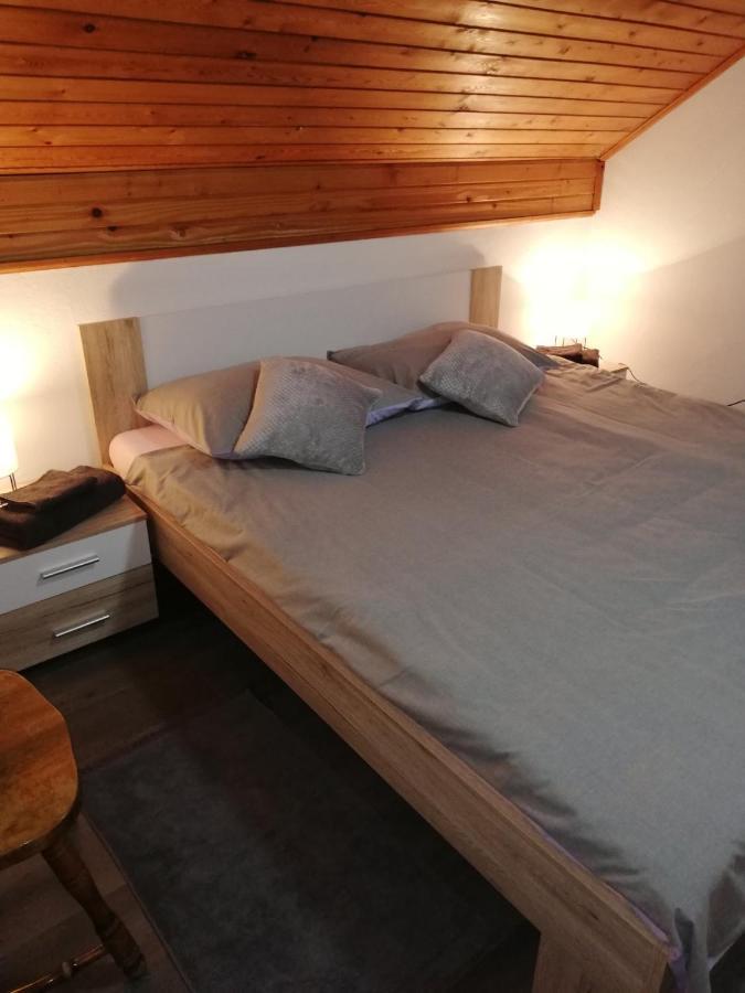 Holiday Home Tin Огулин Экстерьер фото