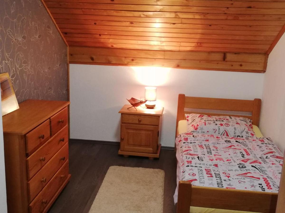 Holiday Home Tin Огулин Экстерьер фото